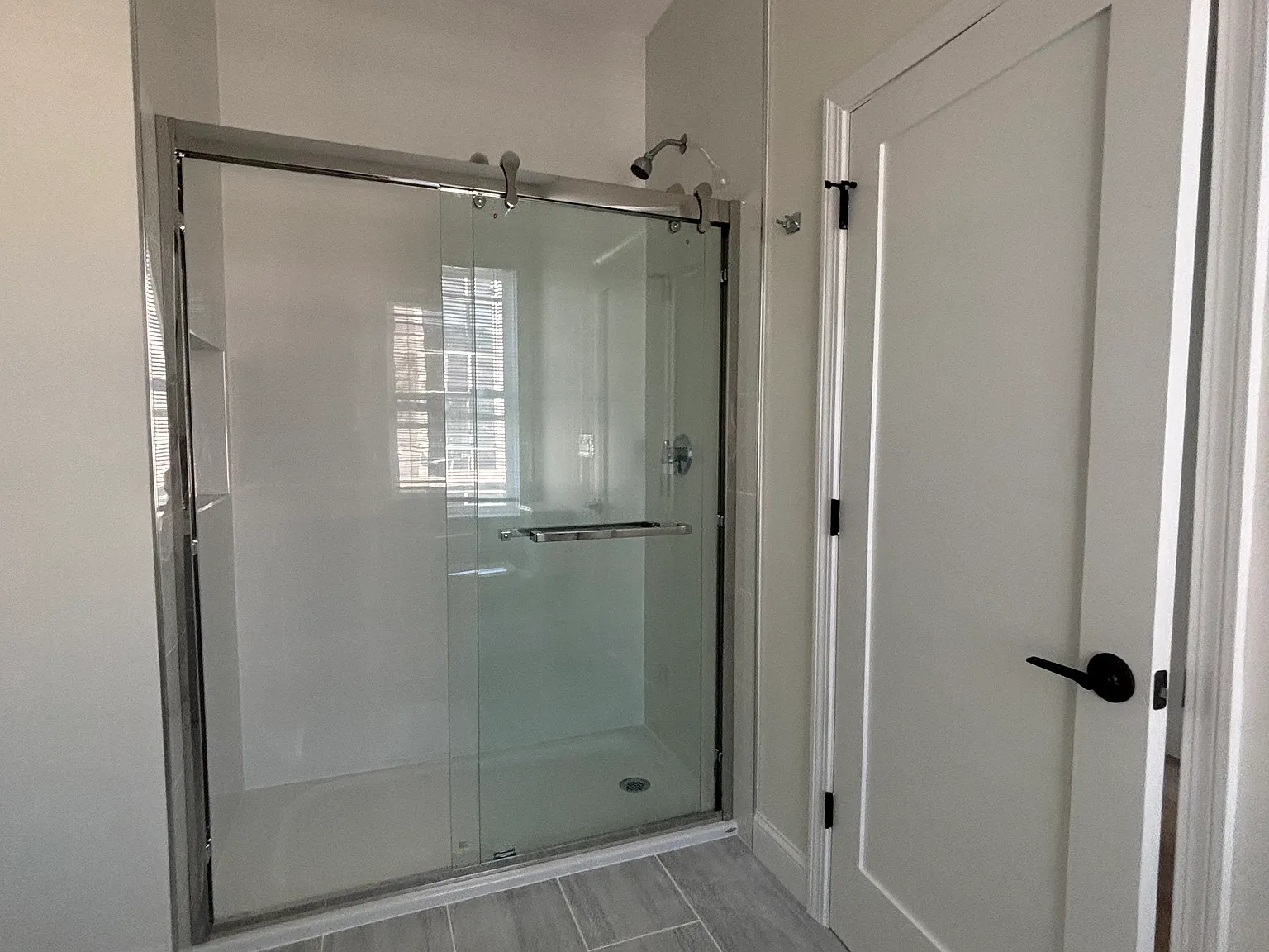 3 bed, 1500 sqft, $4,500 — Photo 3