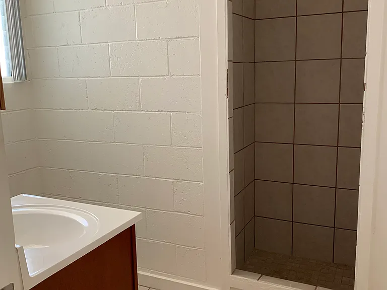 1469 Makiki St #3 — Photo 12