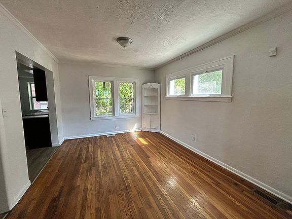 4th image of 13629 Cranwood Park Blvd