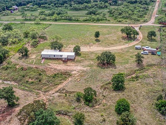 2nd image of 436 Jt Graves Ln