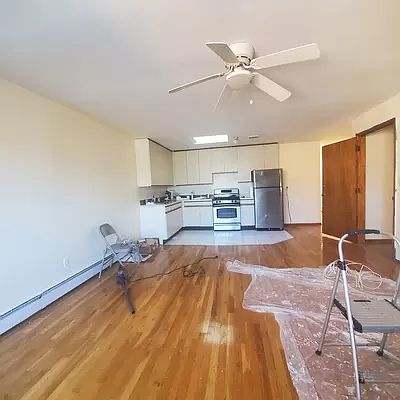 2nd image of 9227 190th St