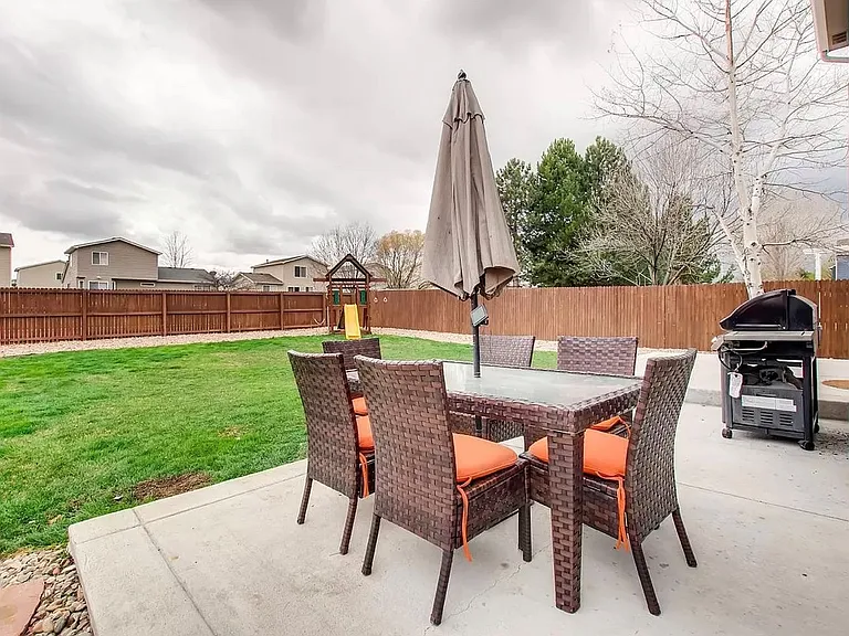 1247 Cedarwood Dr — Photo 23