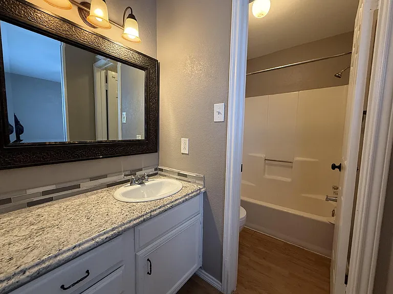 1327 Speight Ave — Photo 13
