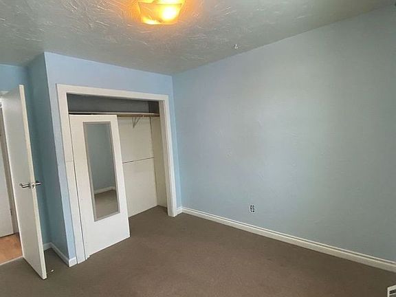 3rd image of 2443 Loomis Dr #2