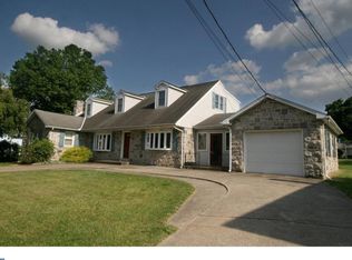 318 E Noble Ave, Shoemakersville, PA 19555