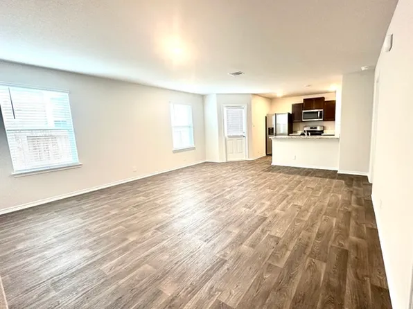 9922 Yellow Lk, San Antonio, TX 78254