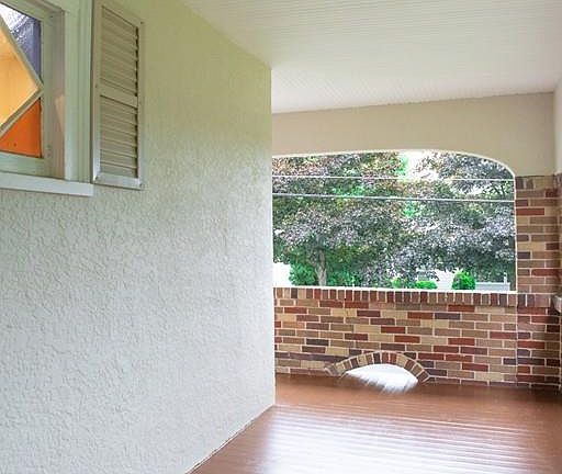 5th image of 68 Highland Ave