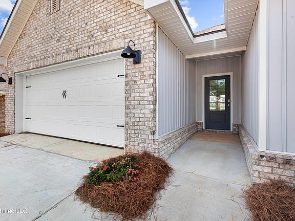 2nd image of 216 Serenity Lake Dr