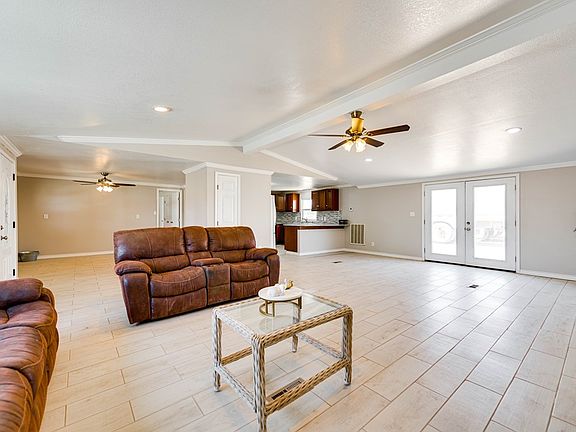 4th image of 3527 S Sunrise Ave