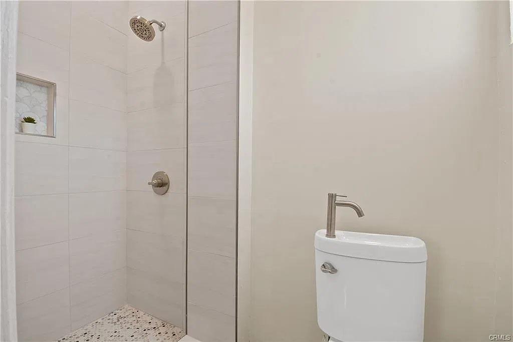 3 bed, $3,600 — Photo 1