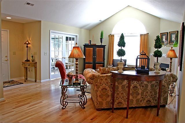 2nd image of 735 Ledgestone Ct
