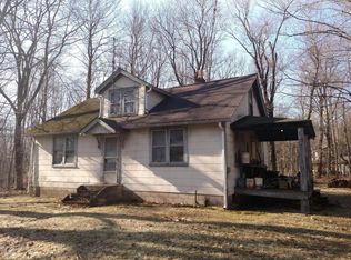 2808 Locust Ridge Rd, Pocono Lake, PA 18347