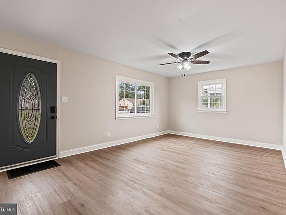 4th image of 66 Chesterfield Dr