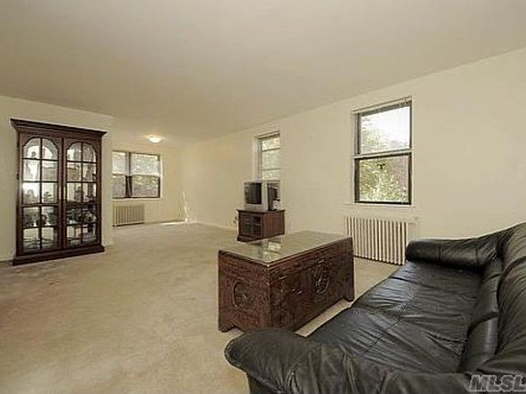 4th image of 6837 108th St APT 3M