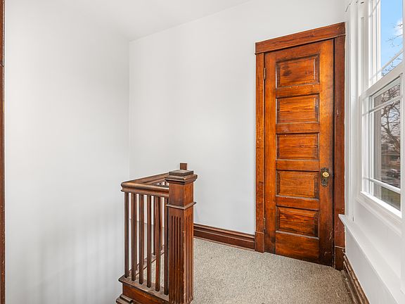 3rd image of 3841 W School St Floor 2
