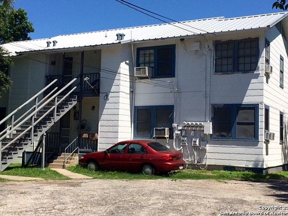 4th image of 918 Donaldson Ave