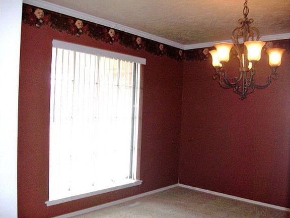 4th image of 326 N Crownpoint Dr
