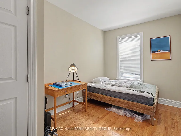 34 Lewis St — Photo 13