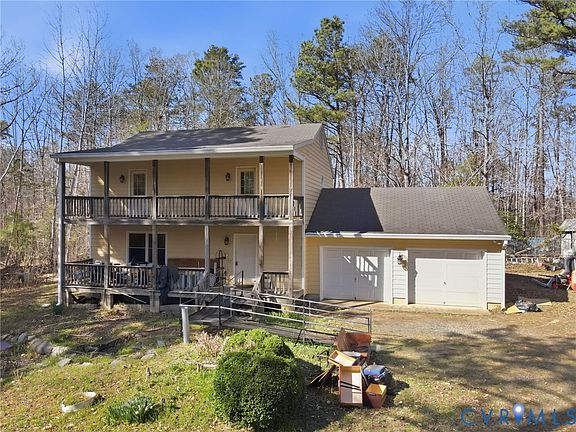 3rd image of 16391 Gun Barrel Rd