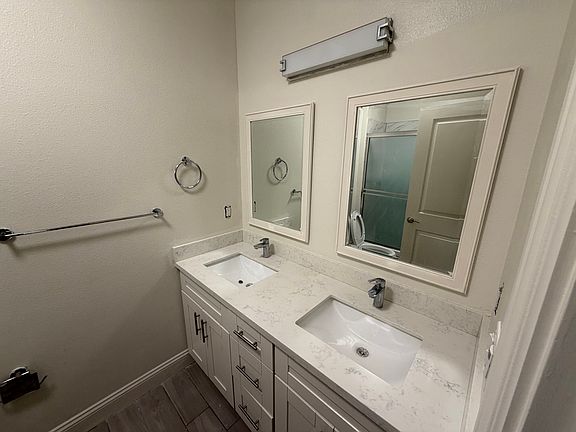 3rd image of 74 N 10th St APT D