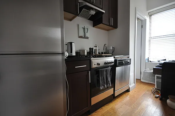 Rented by REAL New York | media 12