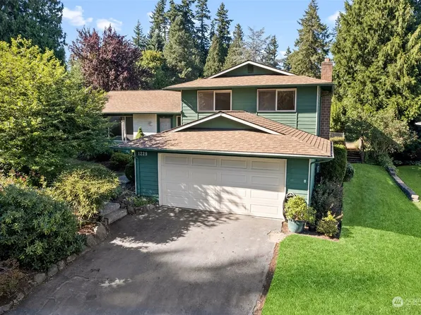 1229 206th Street SE, Bothell, WA 98012