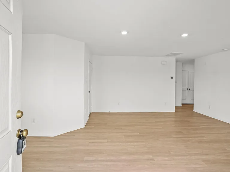 26802 Wilderye Cove Ln — Photo 3