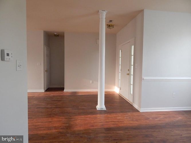 1st image of 9802 Minuteman Ct