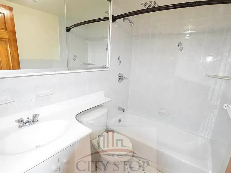 49 W 74th St #1R — Photo 7