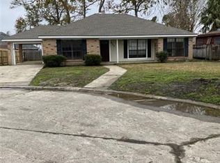 513 S Trailwood St, Sulphur, LA 70663