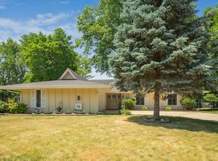 11 Cebold Dr, Montgomery, IL 60538