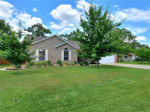 3rd image of 118 Kani Ln