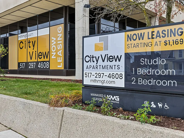 501 S Capitol Ave — Photo 14