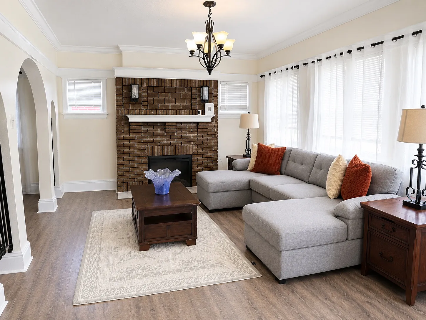 6304 Cabanne Ave — Photo 4