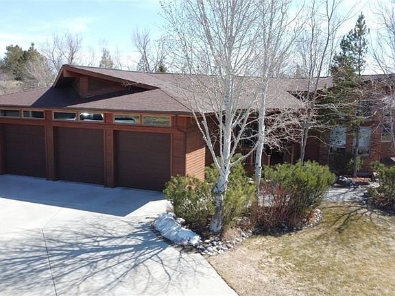 2nd image of 3213 Lloyd Mangrum Ln