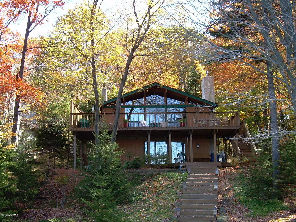 1265 Arrowhead Dr photo 1