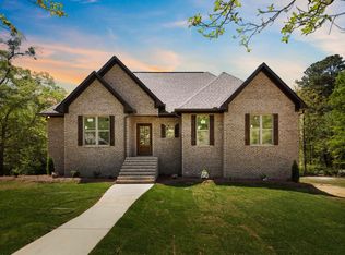 927 25th St N, Pell City, AL 35125
