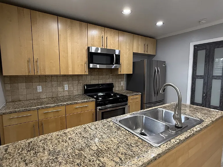 2101 Polaris Ave #9 — Photo 8