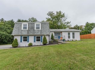 42 Coolidge Rd, Amsterdam, NY 12010