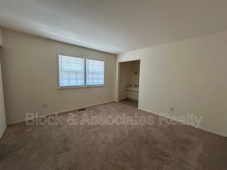 2962C Saint Marks Rd SW — Photo 6