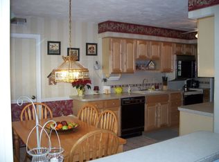 92 Lakeside Dr, Marlton, NJ 08053