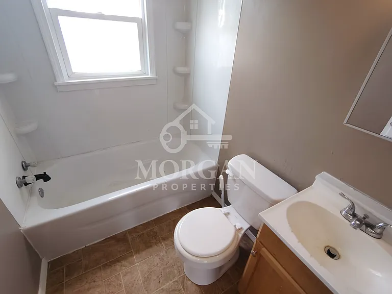 3507 Brown St — Photo 4