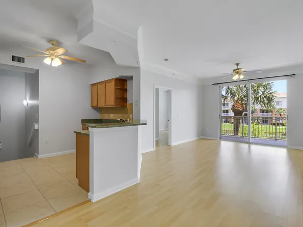 6206 Myrtlewood Circle W, Palm Beach Gardens, FL 33418