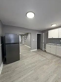 300 Denison St — Photo 4