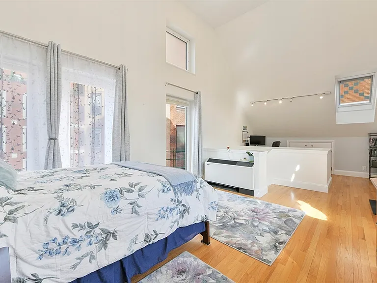 492 Beacon St #82 — Photo 17