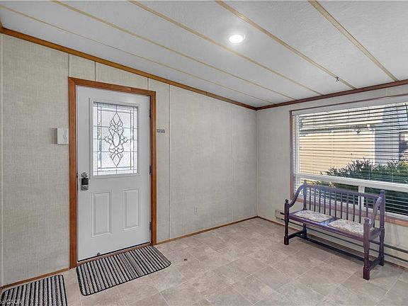 4th image of 673 Brant Waterloo Rd #505