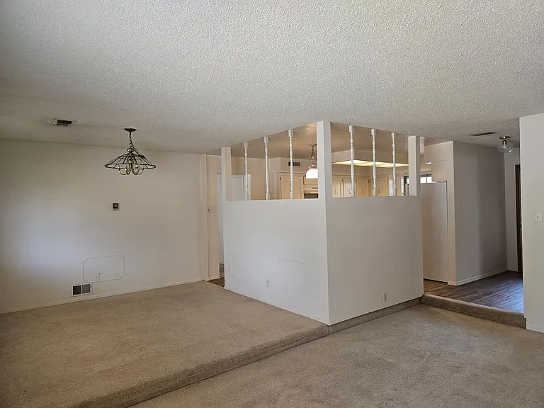 11317 Baja Dr NE — Photo 3
