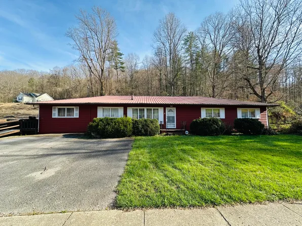 212 Town Branch Rd, Manchester, KY 40962