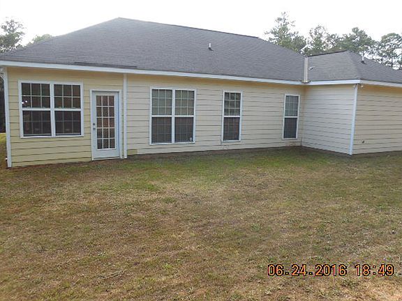 2nd image of 528 22nd Ave
