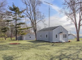 N1092 Clover ROAD, Genoa City, WI 53128